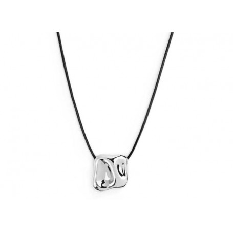 COLLANA CORDINO CON PENDENTE QUADRATO